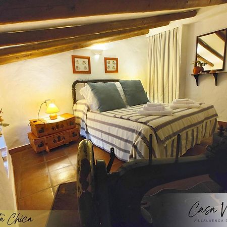 Conjunto Rural Casa Victoria Villaluenga Del Rosario Exterior foto