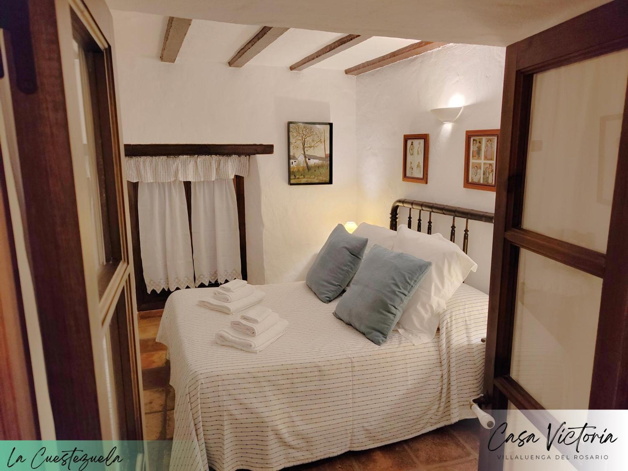 Conjunto Rural Casa Victoria Villaluenga Del Rosario Exterior foto