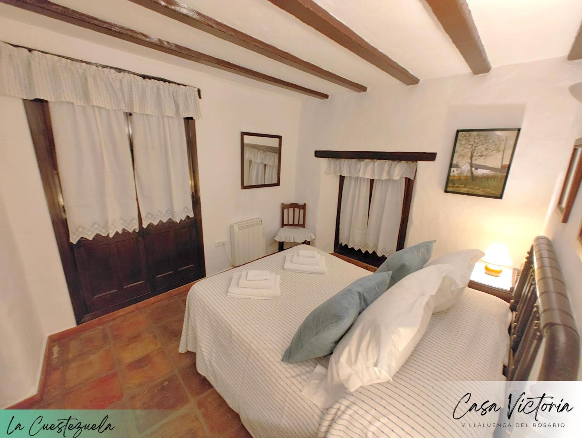 Conjunto Rural Casa Victoria Villaluenga Del Rosario Exterior foto