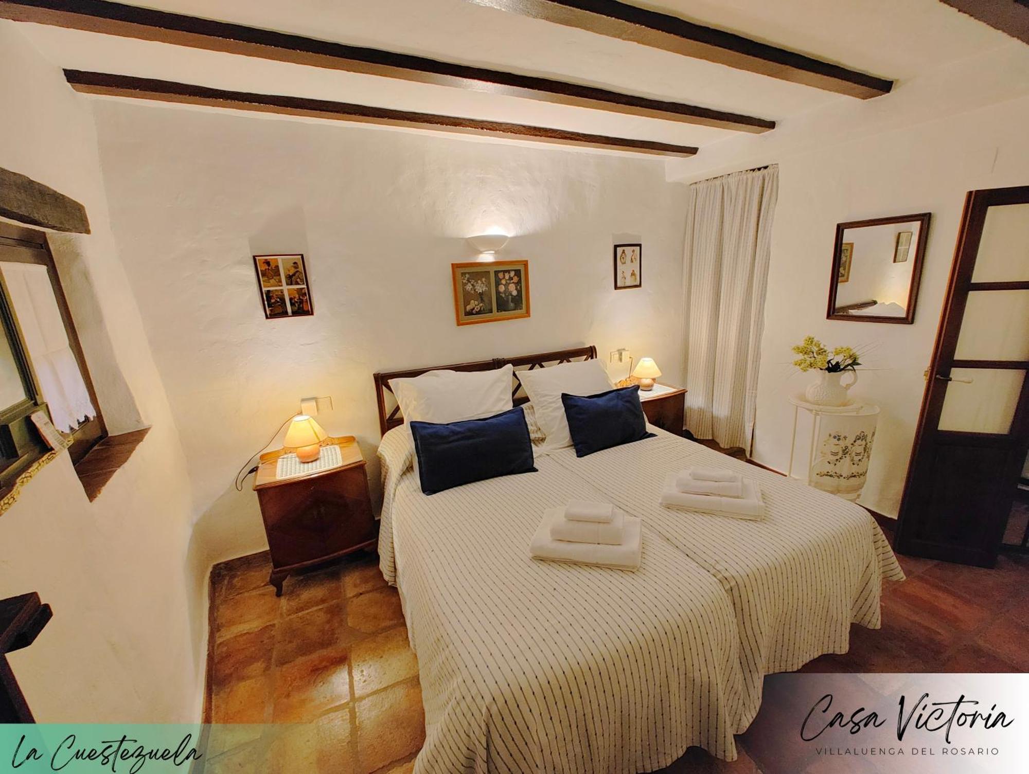 Conjunto Rural Casa Victoria Villaluenga Del Rosario Exterior foto
